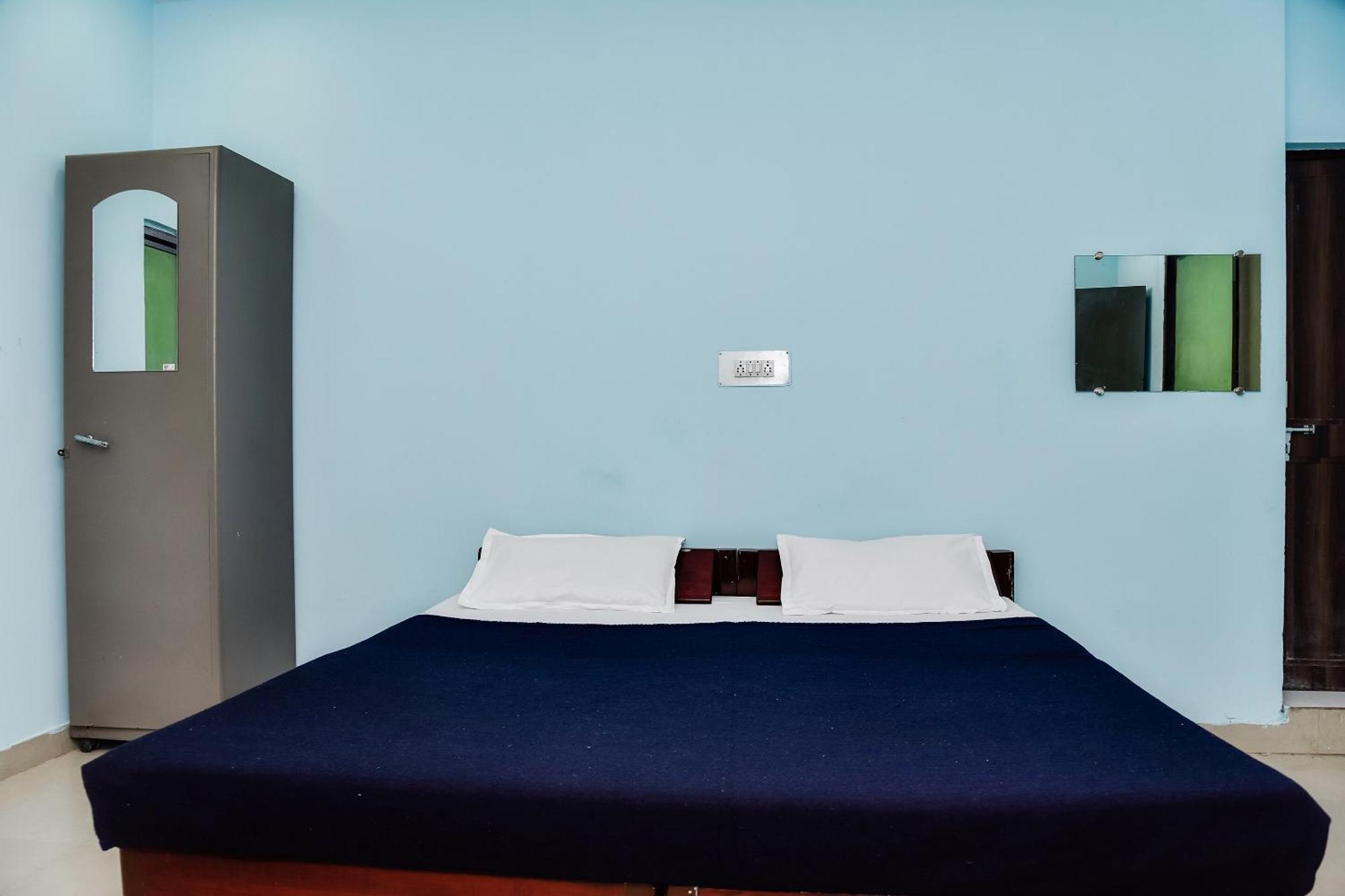 Oyo Hotel Avani Palace Бопал Екстериор снимка